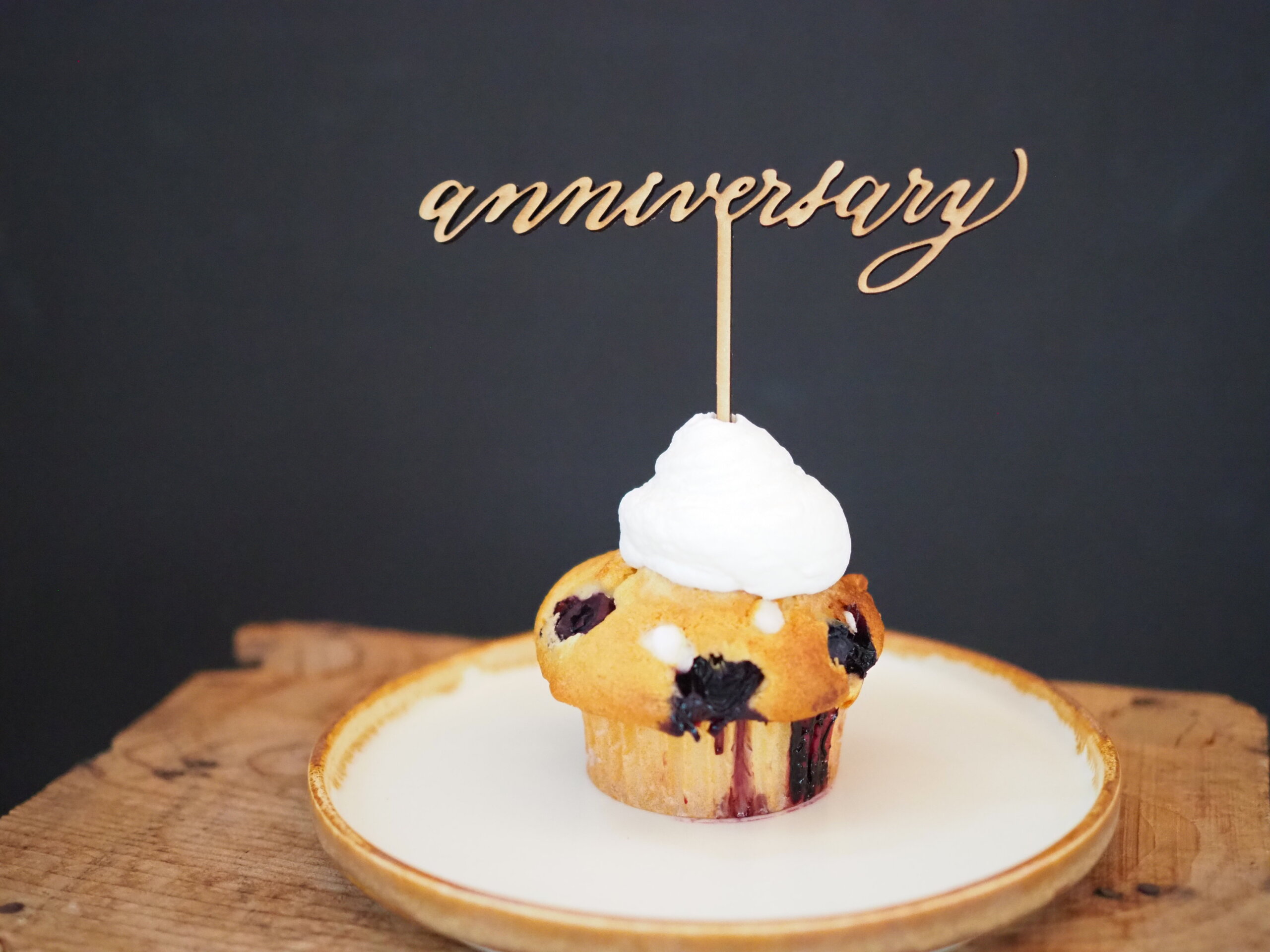 おしゃれなケーキトッパー anniversary